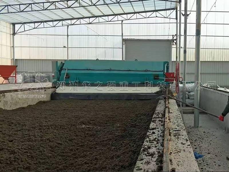 新型羊糞有機肥造粒機生產線的工作原理