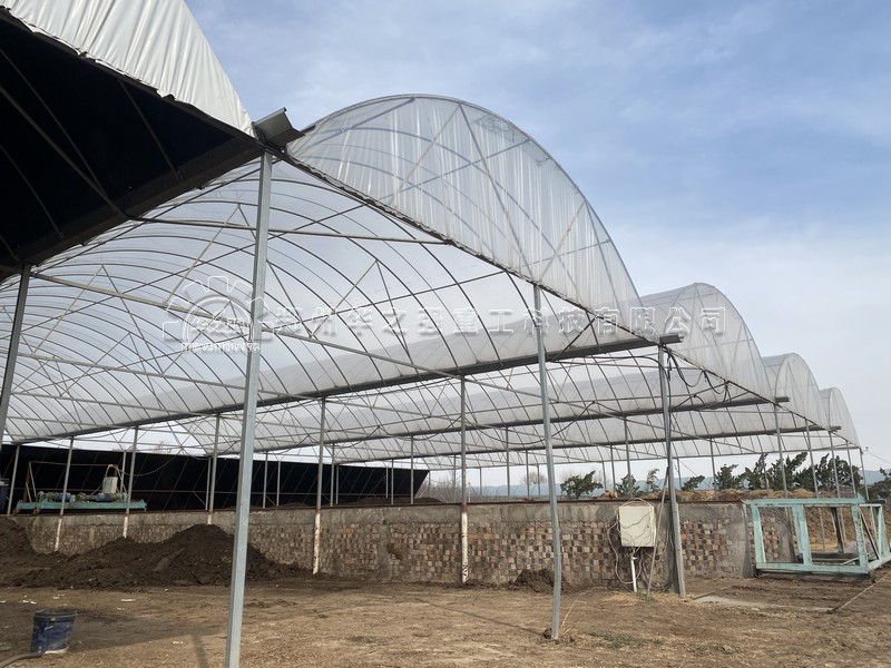 槽式翻堆機現(xiàn)場 (4).jpg